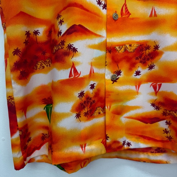 Vtg Made In Hawaii size Medium Men’s Orange Tropical Beach Sunset Hawaiian Shirt - Picture 3 of 5